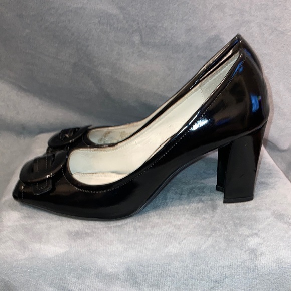 Nickles “Night” patent faux leather square heel buckle on open toed shoe - Picture 3 of 3